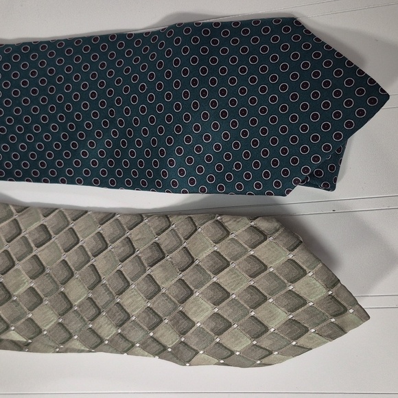 Bundle of 2 silk ties - green - Picture 1 of 4